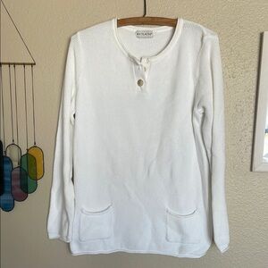 Soft White Tunic Sweater with pockets